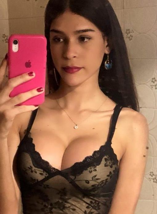 25P Bruna Fernandes nude