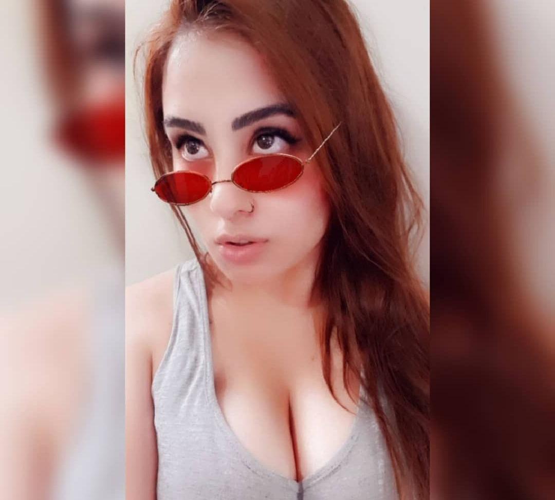 25P Isabela Barri nude