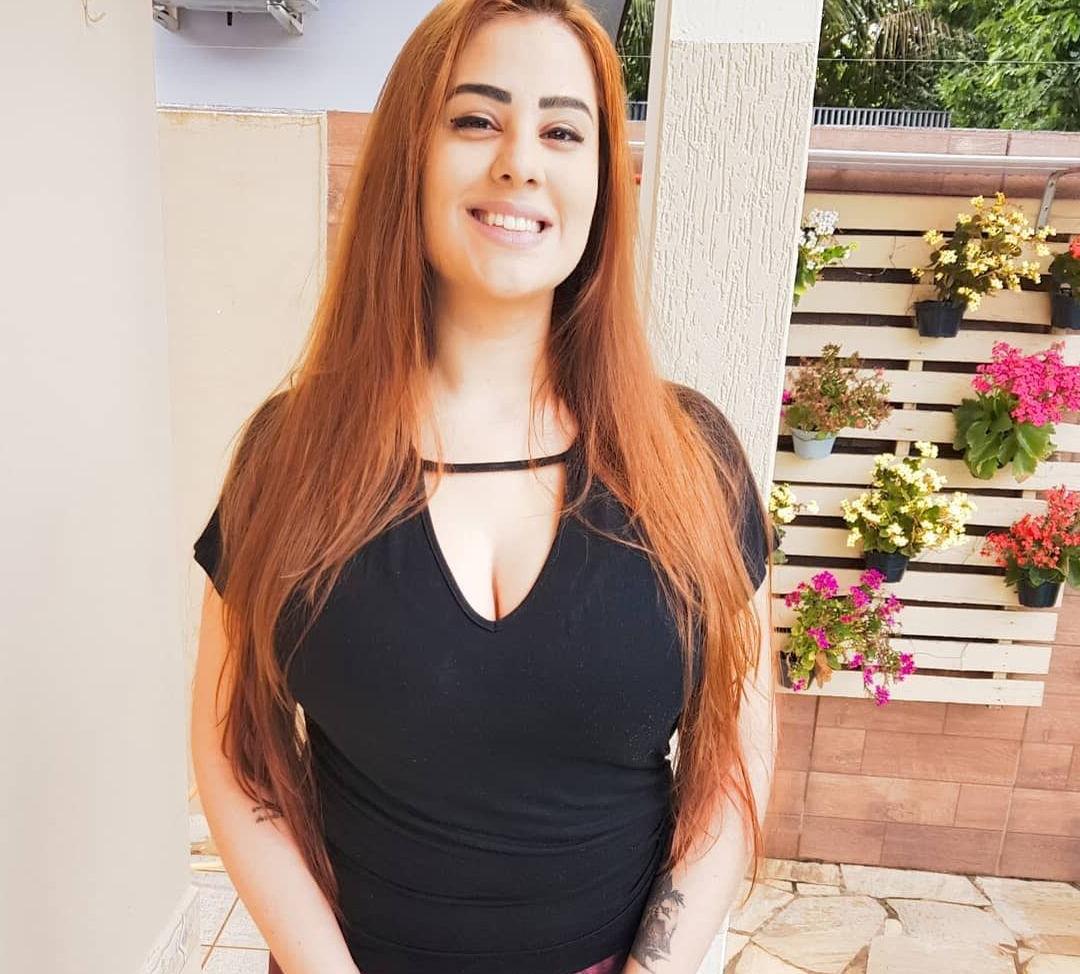 25P Isabela Barri nude