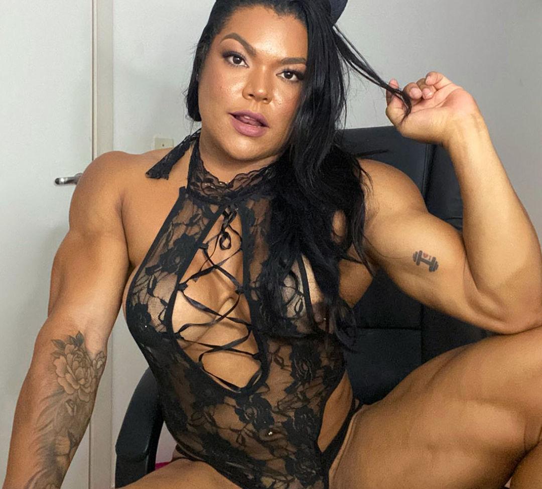19P Ana Alexia nude