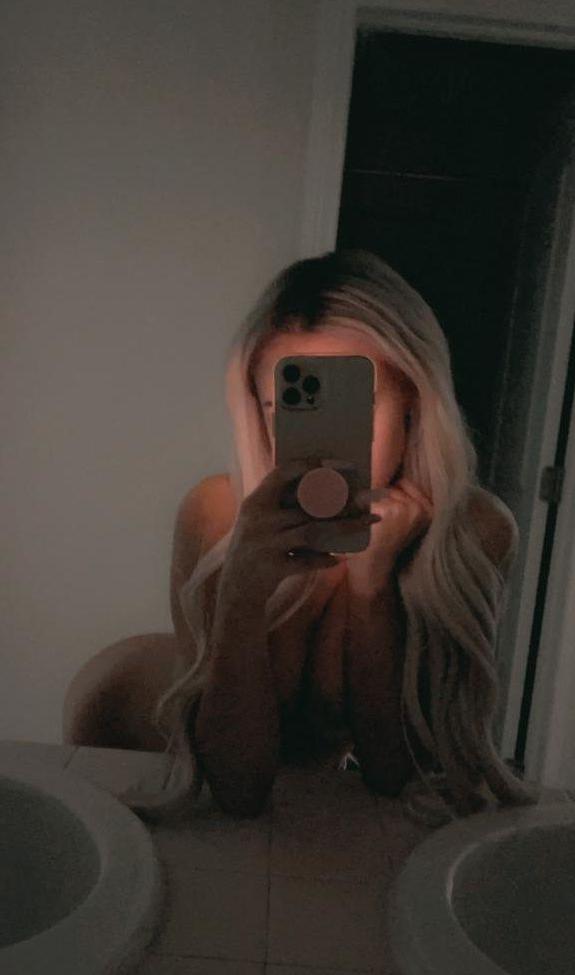 25P Linaashlynn nude