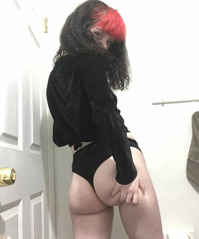 25P Brattymaddie666 nude