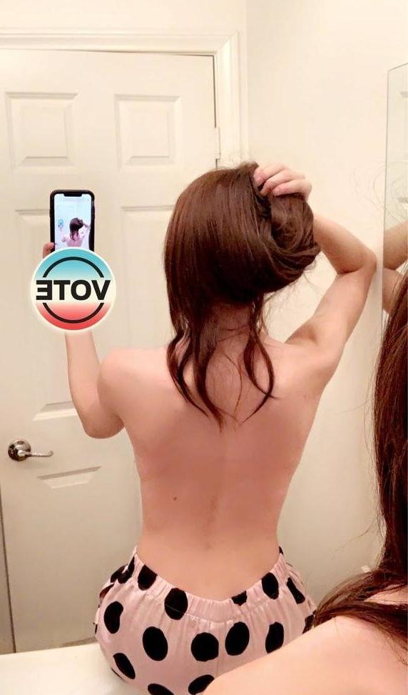 25P Nicolenazario1 nude