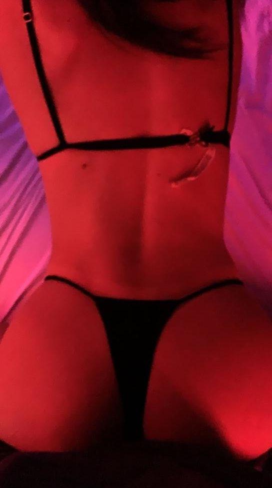 25P Nicolenazario1 nude