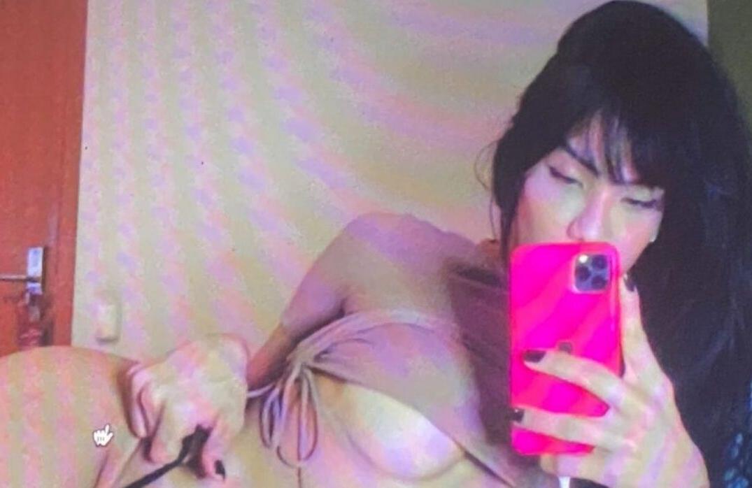 25P Victória Helena nude