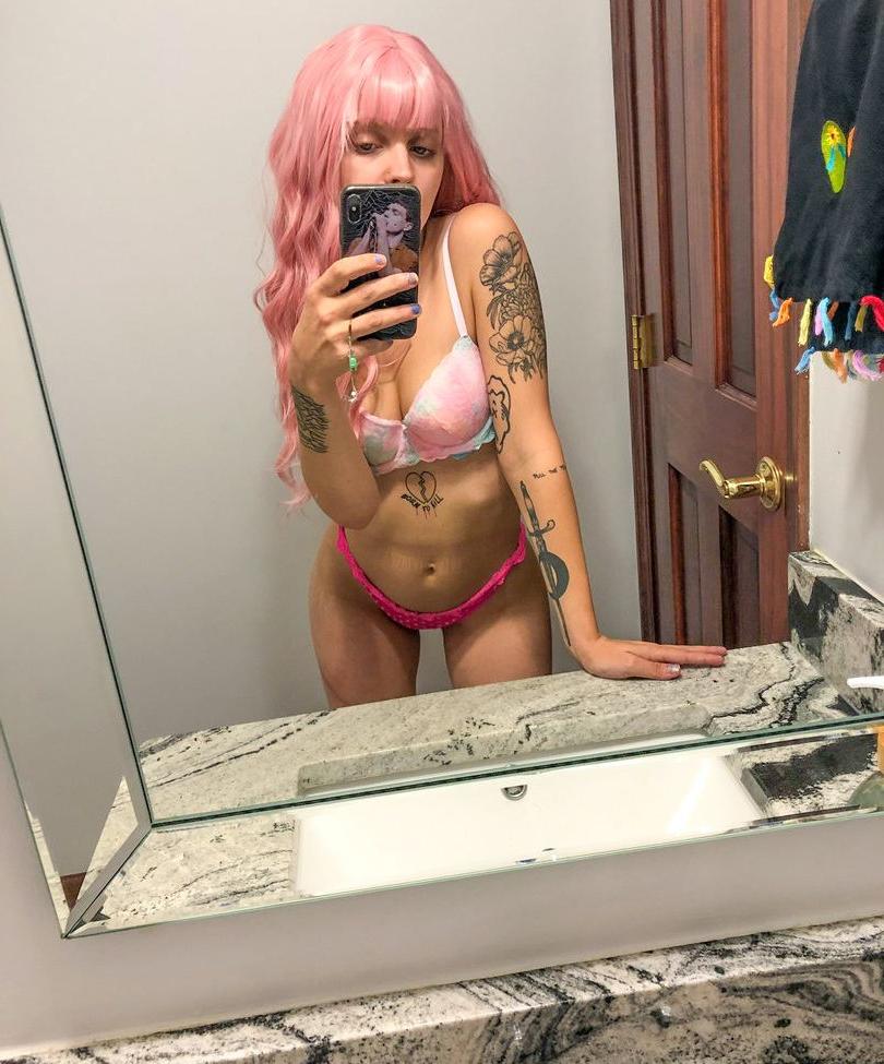 25P Bonnie Grace nude