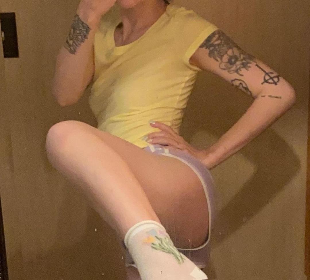 25P Bonnie Grace nude
