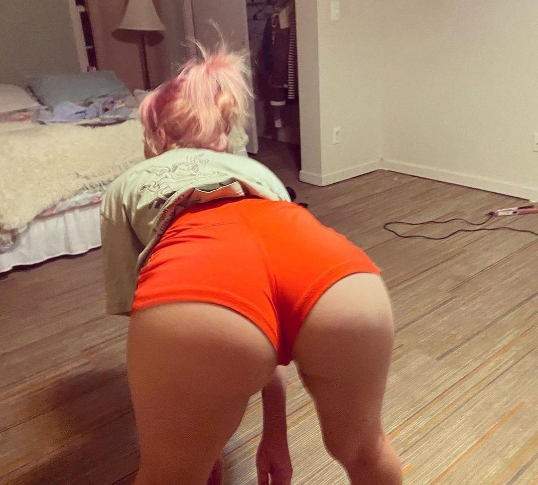 25P Bonnie Grace nude
