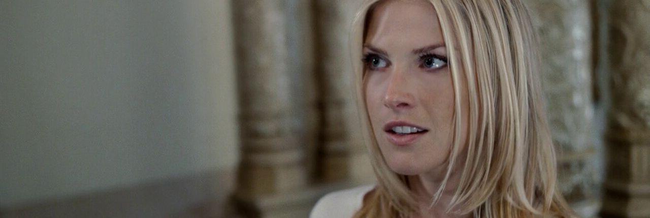 25P Ali Larter nude