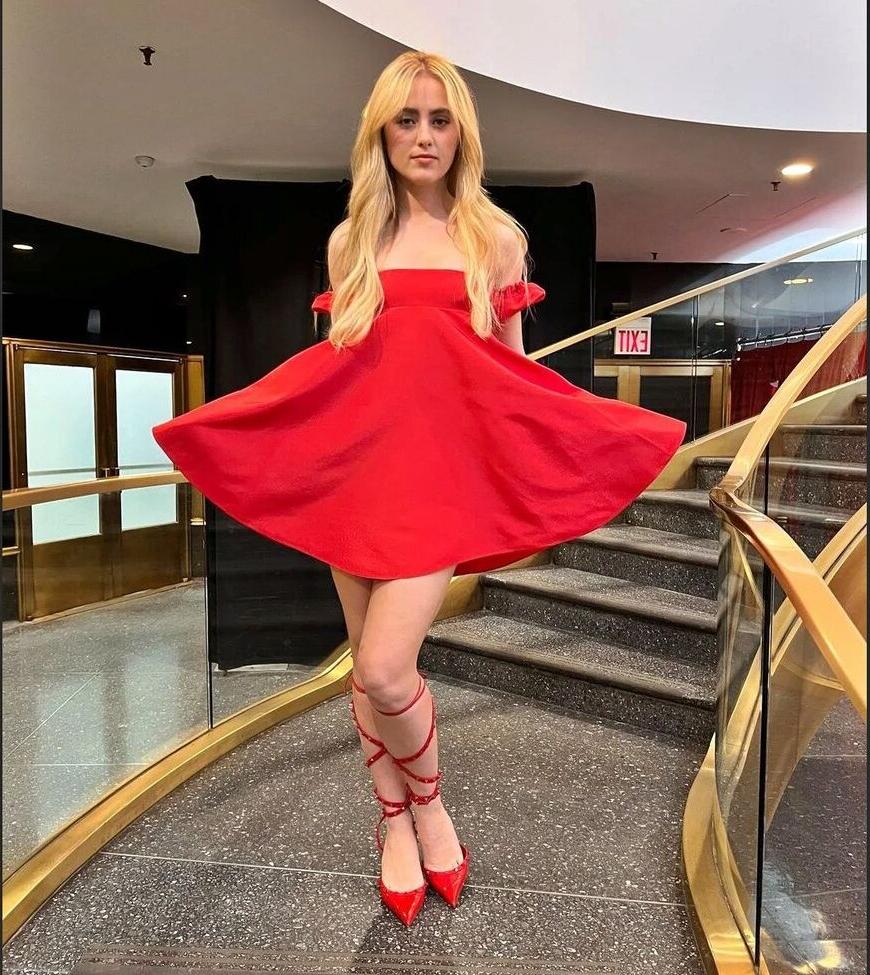 25P Kathrynton nude