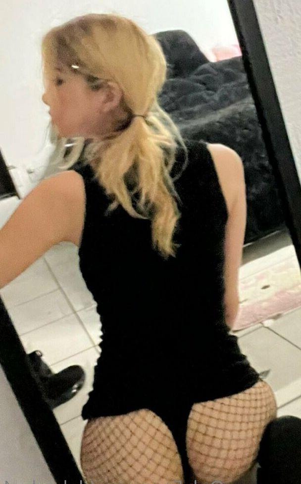 19P Deborha Zugueidy nude