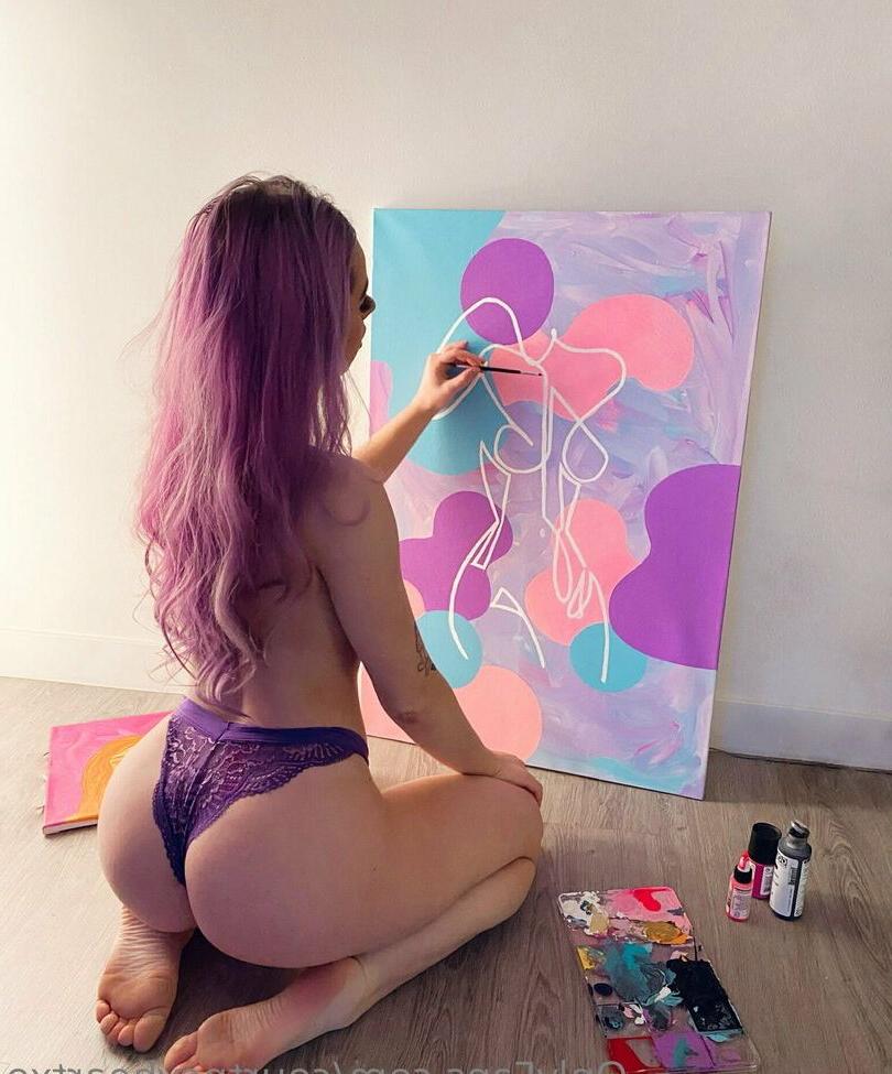 25P Courtneyheartxo nude
