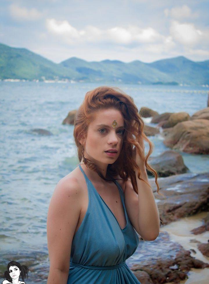 25P Auroraw Suicide nude