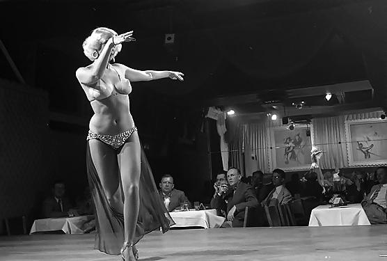 25P Vintage - Burlesque