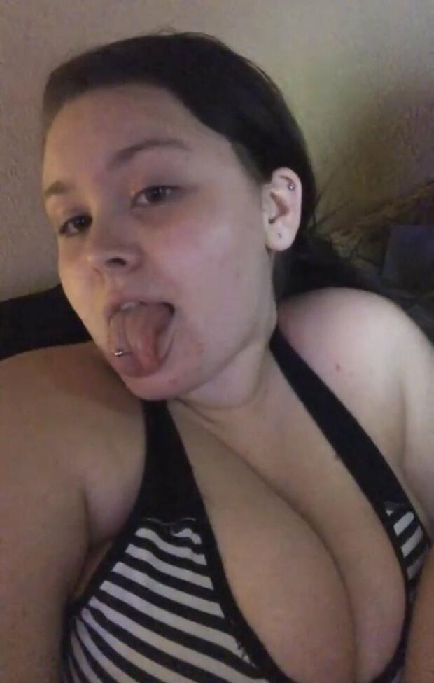 25P Rileelovee nude