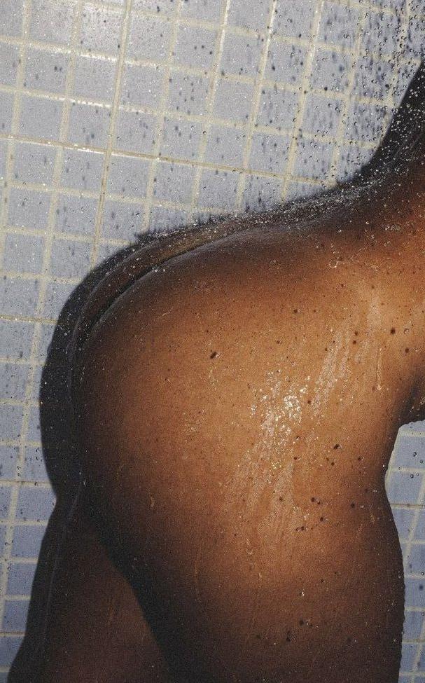 25P Julia Bhering nude