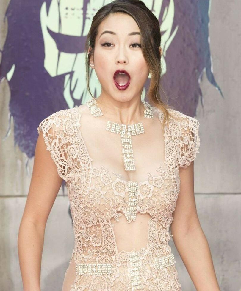25P Karen Fukuhara nude