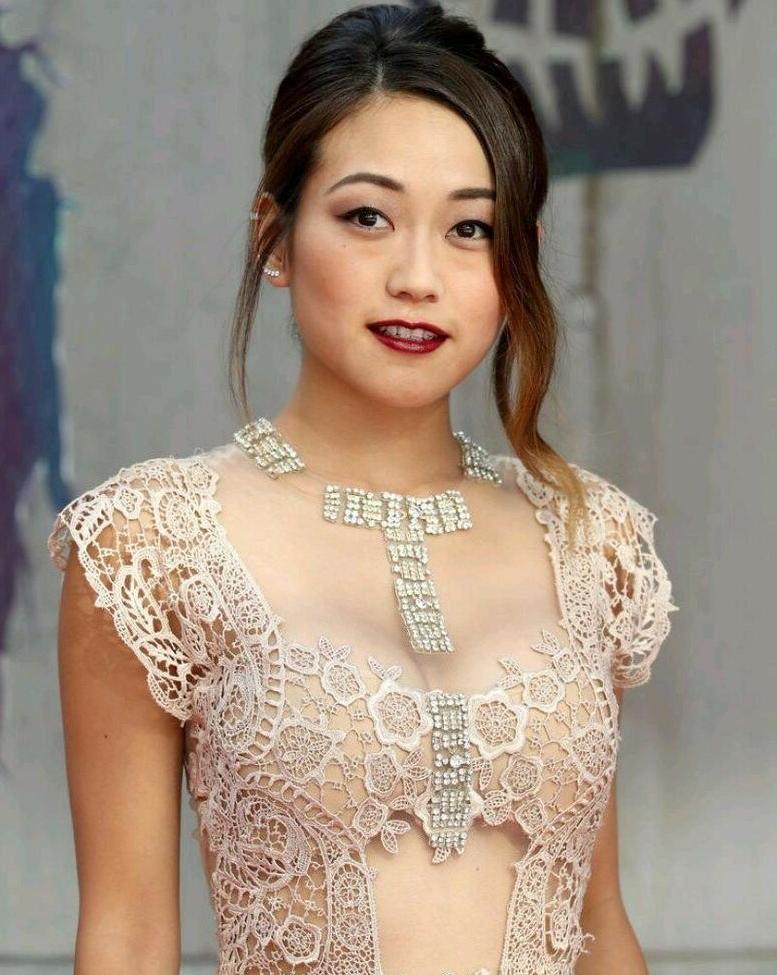25P Karen Fukuhara nude