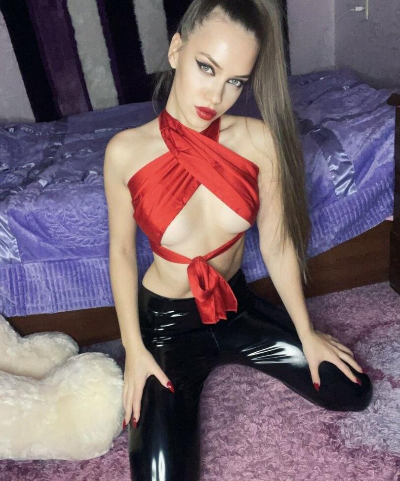 25P Anya Sokolova nude