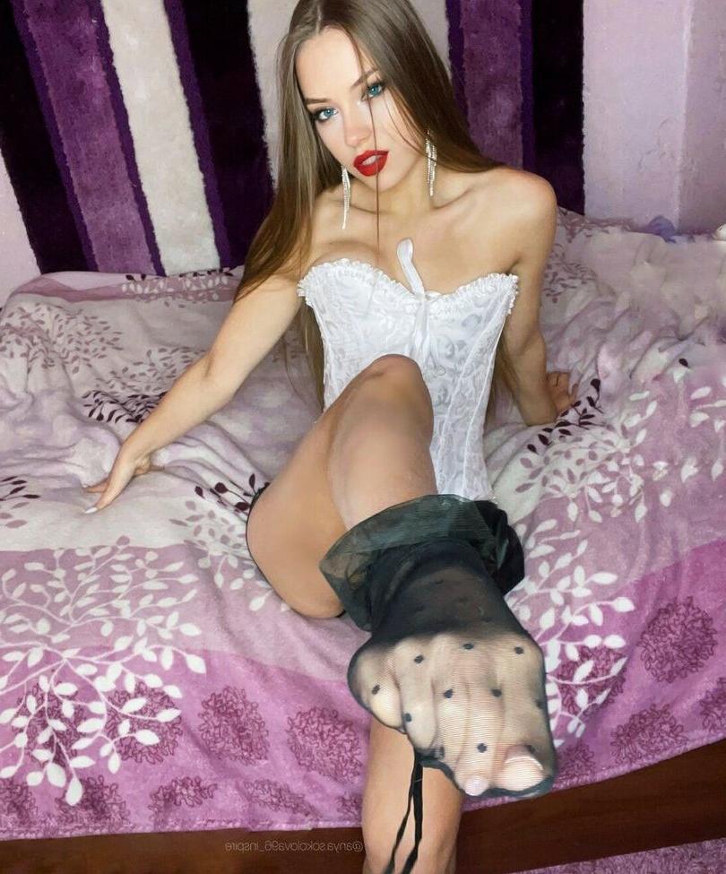 25P Anya Sokolova nude