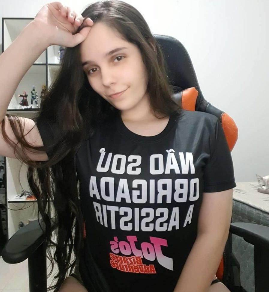 25P Laysa Meroto nude