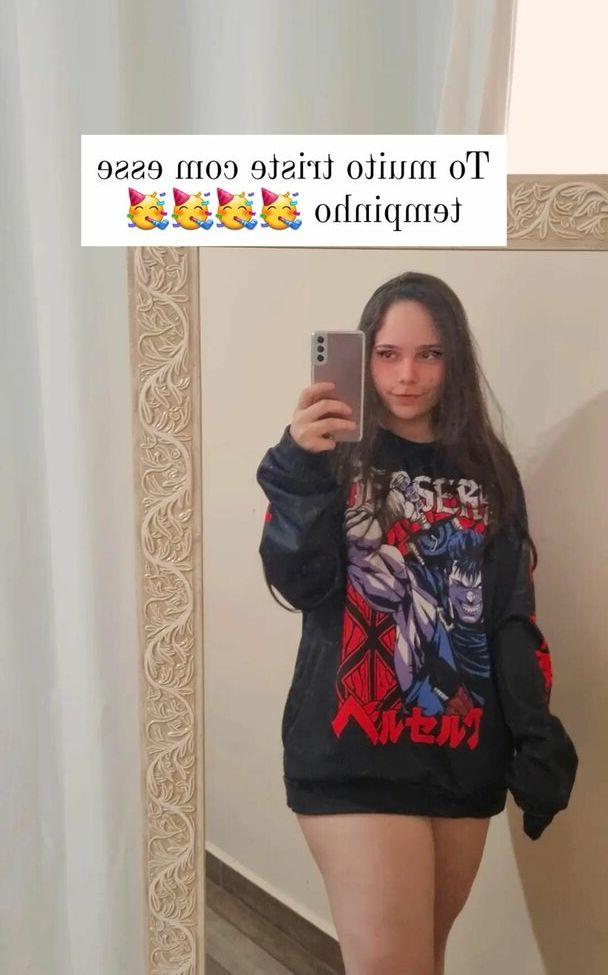 25P Laysa Meroto nude