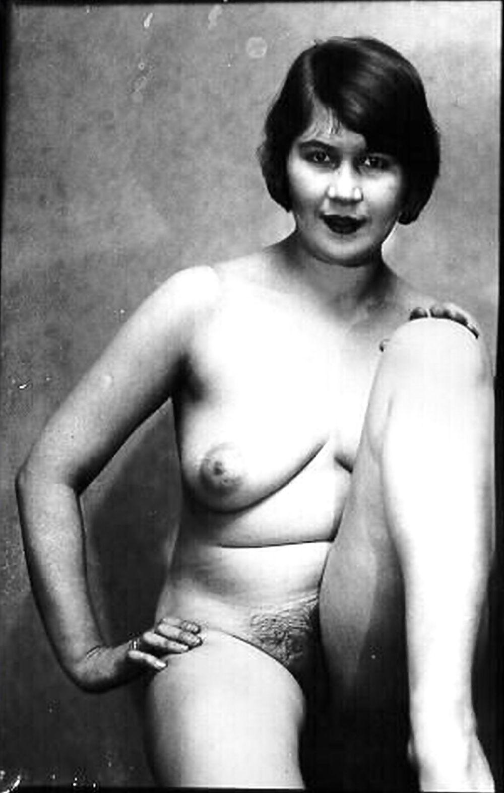 22P Vintage nudes 7