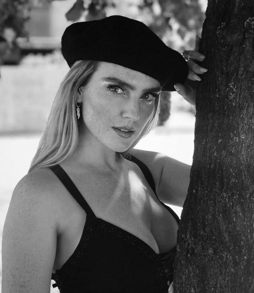 25P Perrie Edwards nude