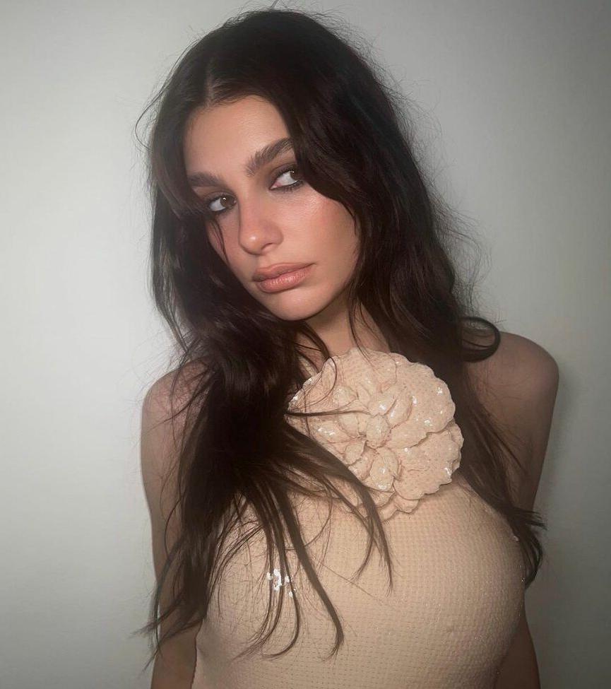 25P Camila Morrone nude