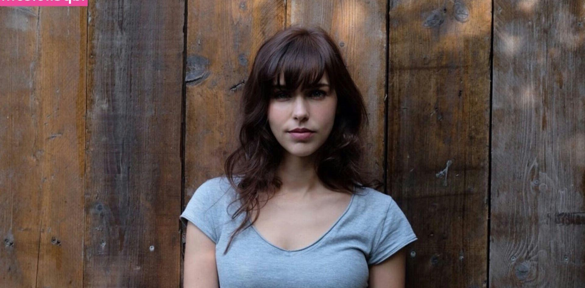 25P Stefanie Joosten nude