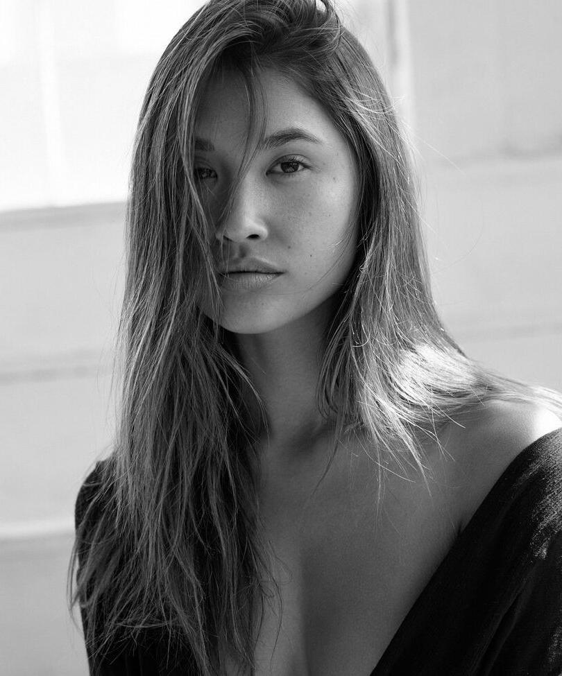 25P Jocelyn Chew nude