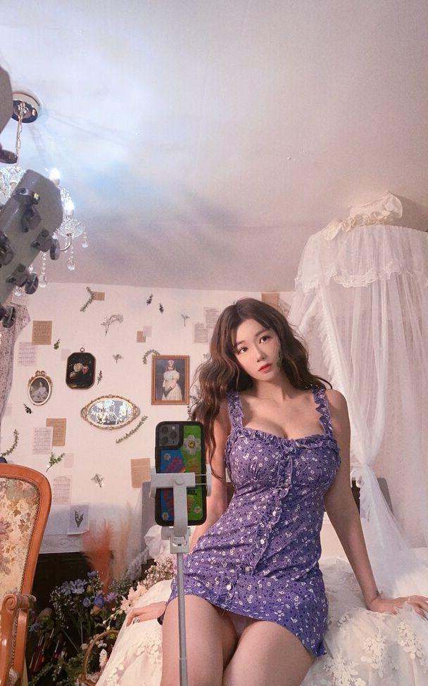 25P Berry0314 nude