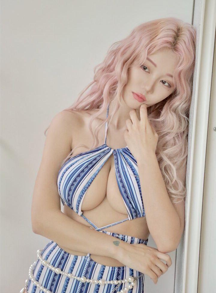 25P Berry0314 nude