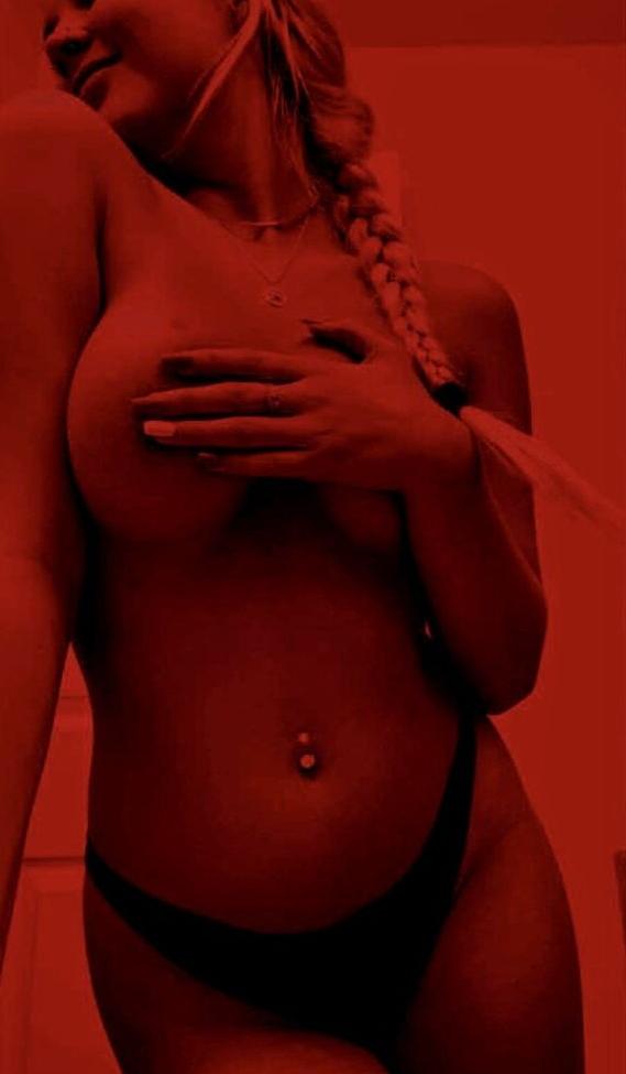 7P Christen Whitman nude