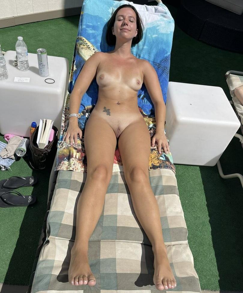 25P NexJuice nude