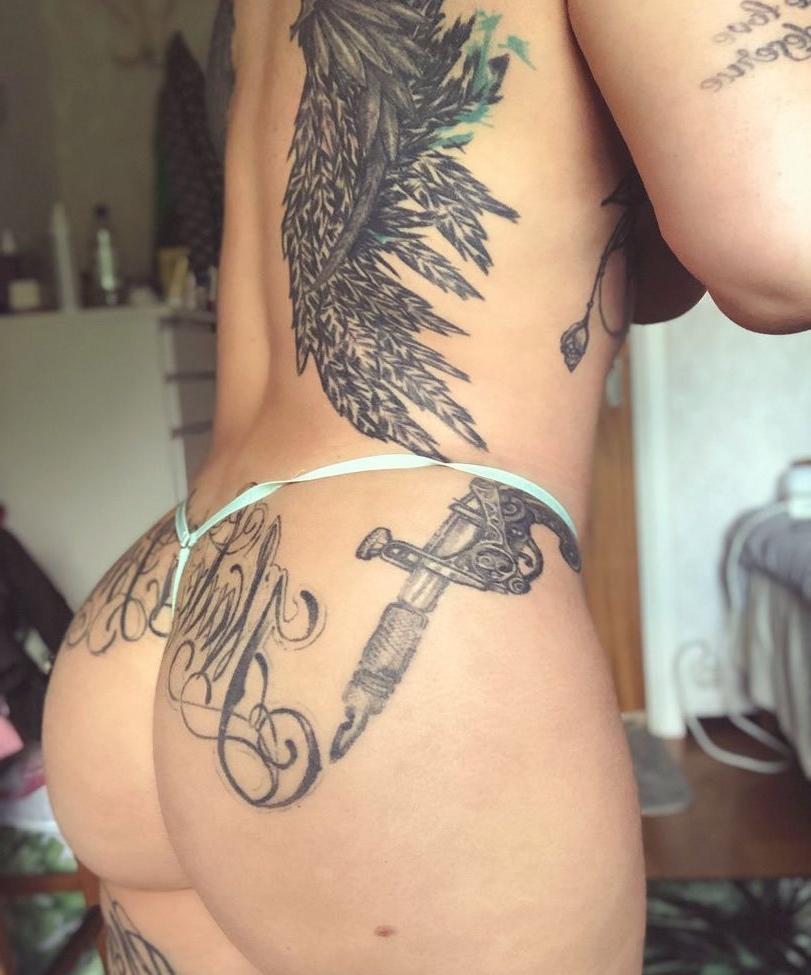 19P Roba Israeli nude