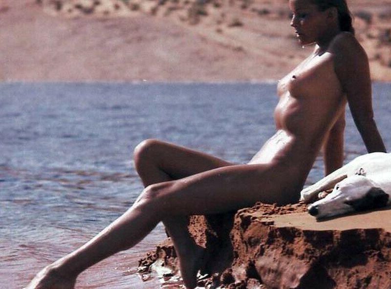 25P Bo Derek nackt