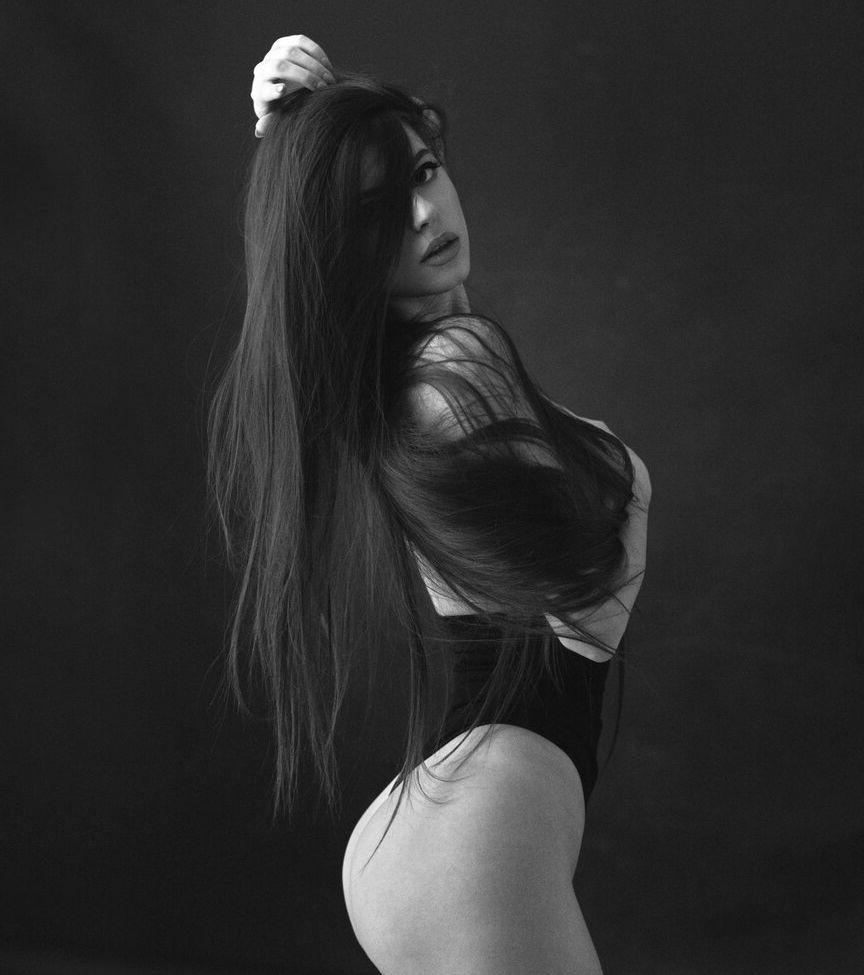 25P Raducu Mihaela nude