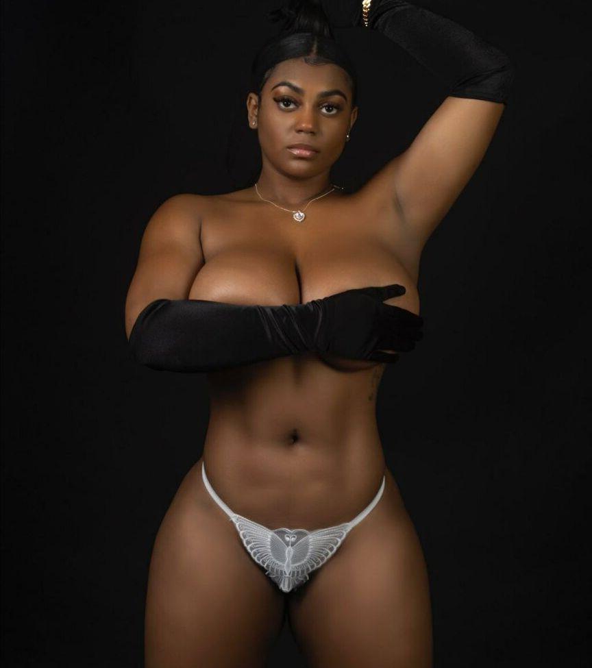 25P Kiera Nicole nude