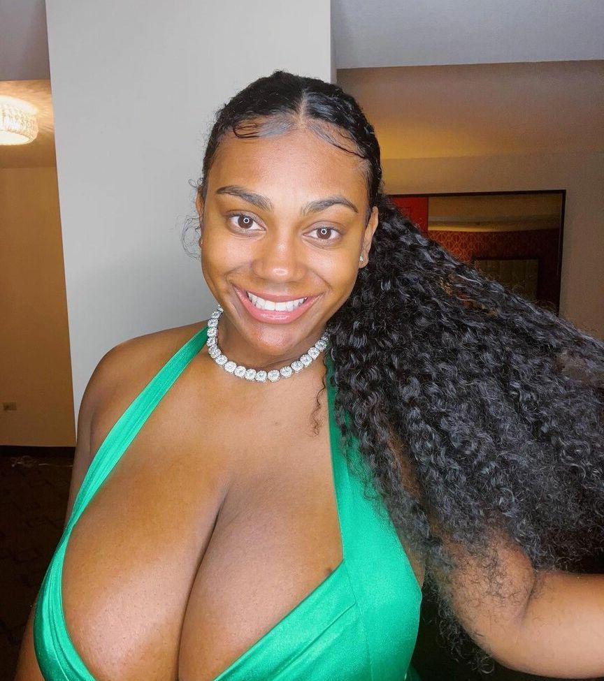 25P Kiera Nicole nude