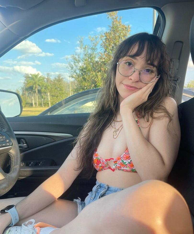 25P Catlyn Crespo nude