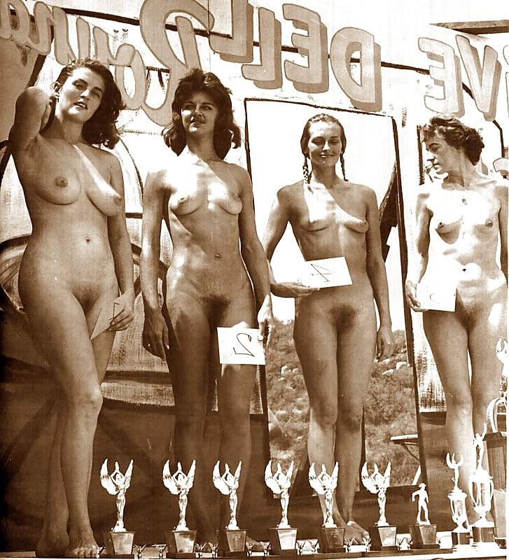 25P Vintage Nudists 1