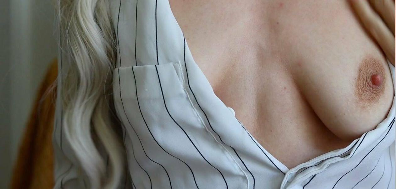 25P Sofia Italian Teacher nude