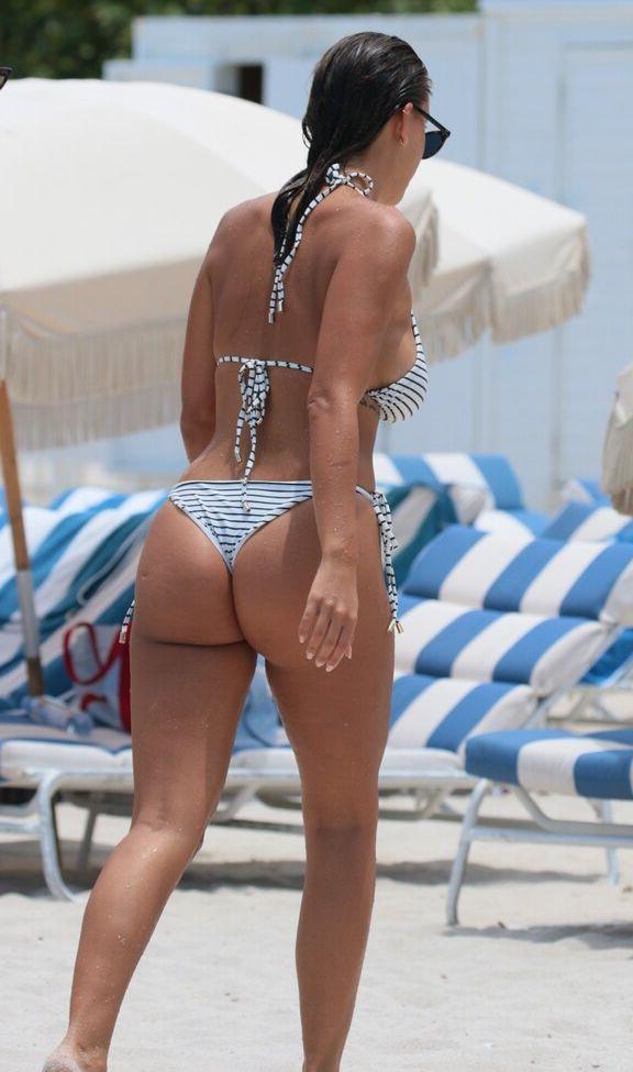 25P Devin Brugman nude