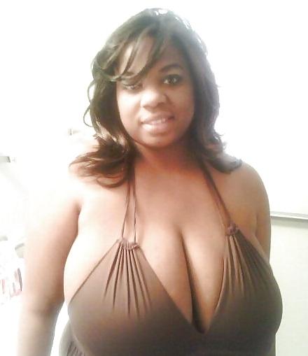 25P Big Tits
