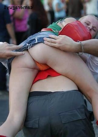 12P Extreme Upskirts