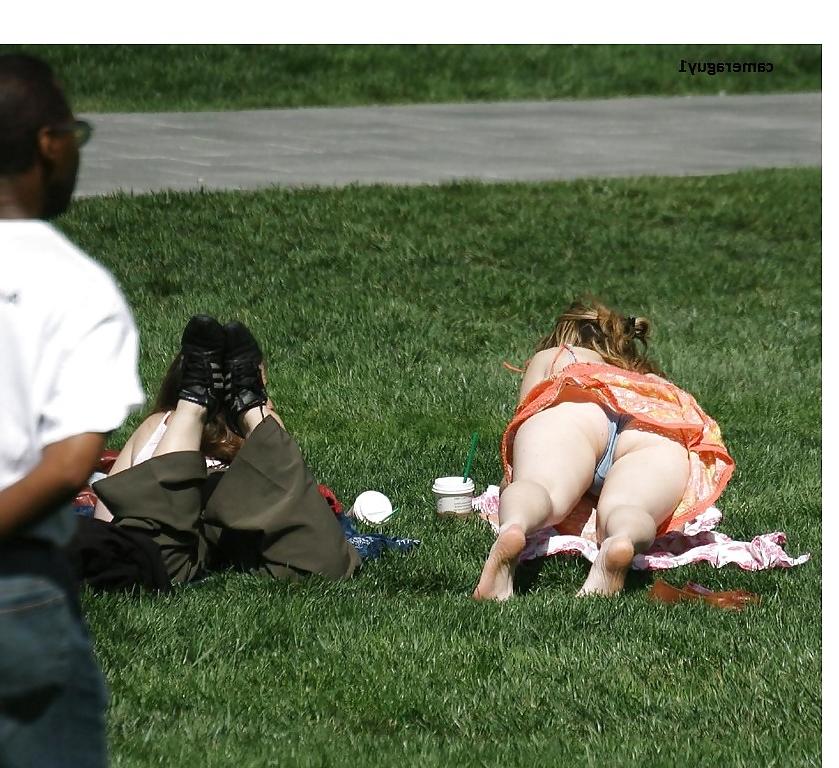 12P Extreme Upskirts