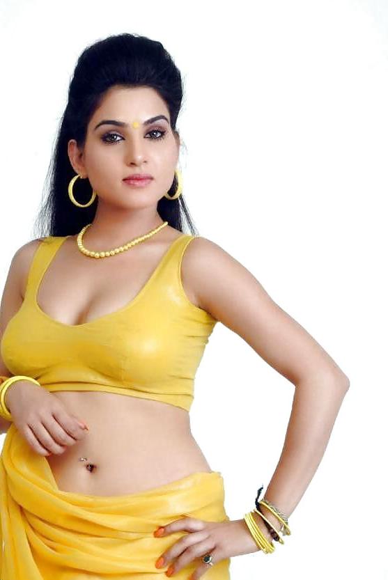 24P SEXY INDIAN TEACHER