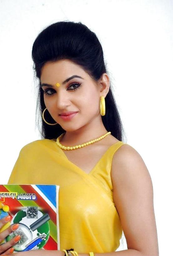 24P SEXY INDIAN TEACHER