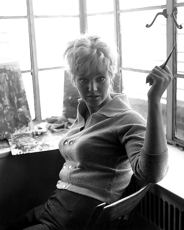 14P Vintage babe Donna Lynn
